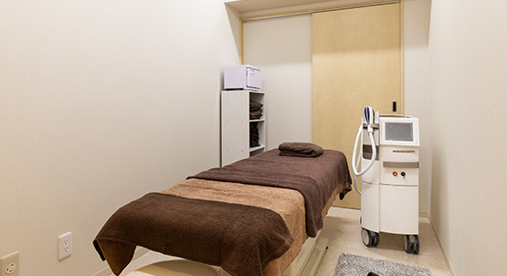 ロレシー美容クリニック処置室の写真