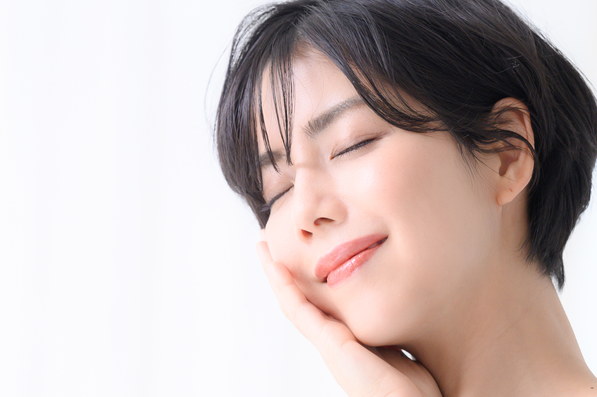 肌が輝く女性の写真